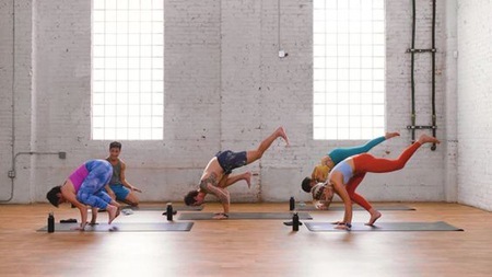 10 Online Fitness Subscriptions To Help You Sweat It Out Anywhere | FitMinutes.com/Blog